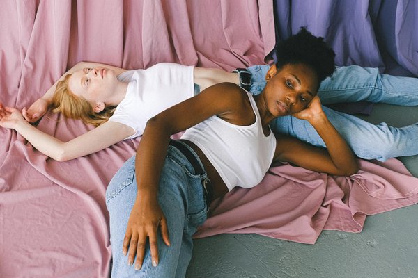 Where in the UK Can You Get Expert Denim Alteration Services?